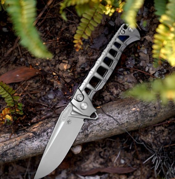 B09 SKALDR TITANIUM HANDLE AND M390 BLADE KNIVES